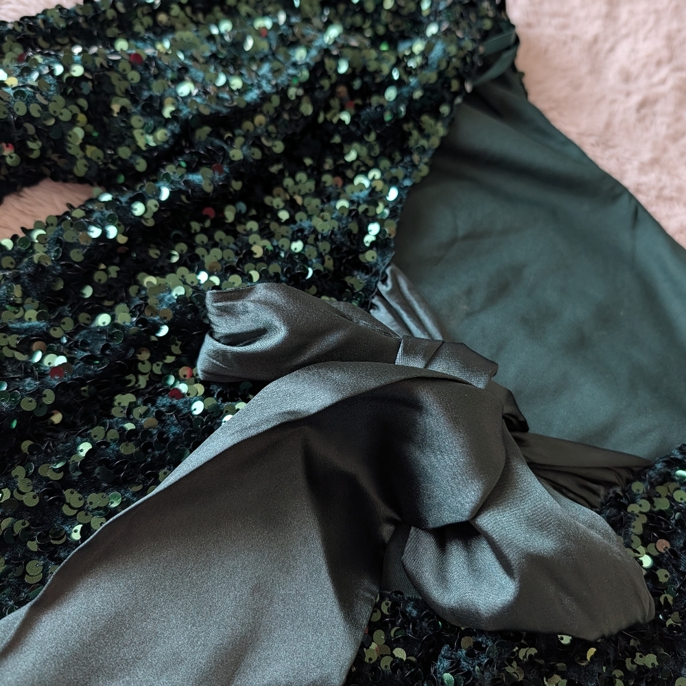 Alex & Sophia Juniors' Women's Green Sequins Long Sleeve Tie-Back Top Size M - Picture 3 of 4